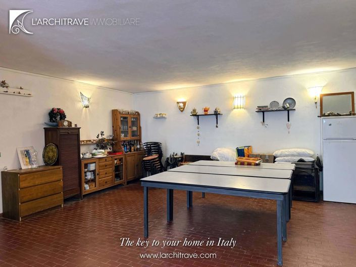 Image No.29-6 Bed Villa for sale