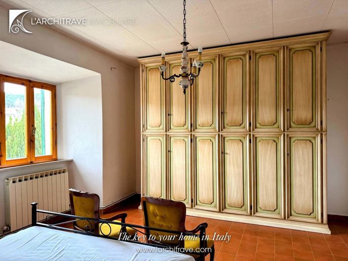 Image No.31-7 Bed House for sale