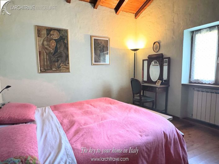 Image No.14-2 Bed House for sale