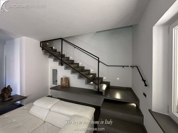 bd6c1158-3750-b51d-9e81-61b26fce0cad