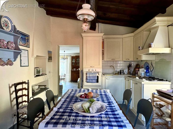 Image No.4-2 Bed House for sale