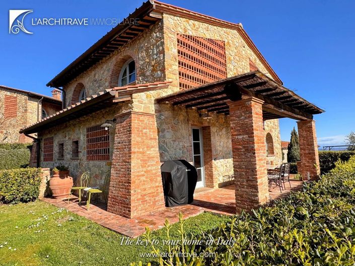 Image No.2-2 Bed House for sale