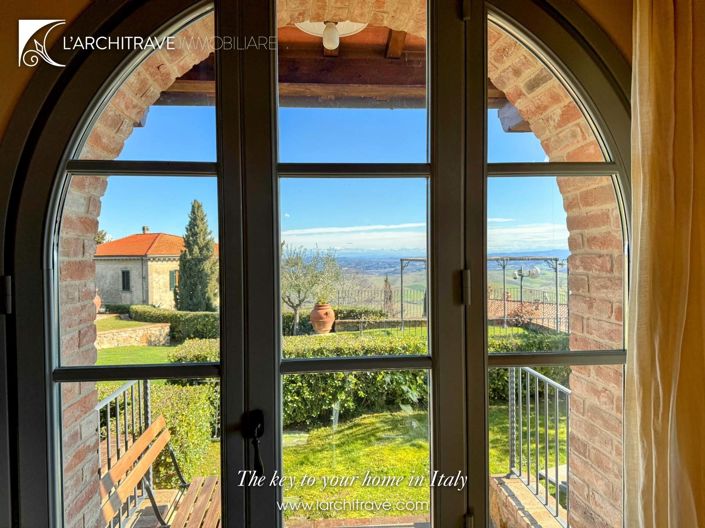 Image No.2-2 Bed House for sale
