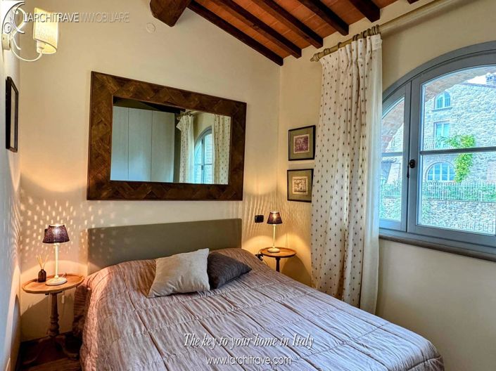 Image No.22-2 Bed House for sale