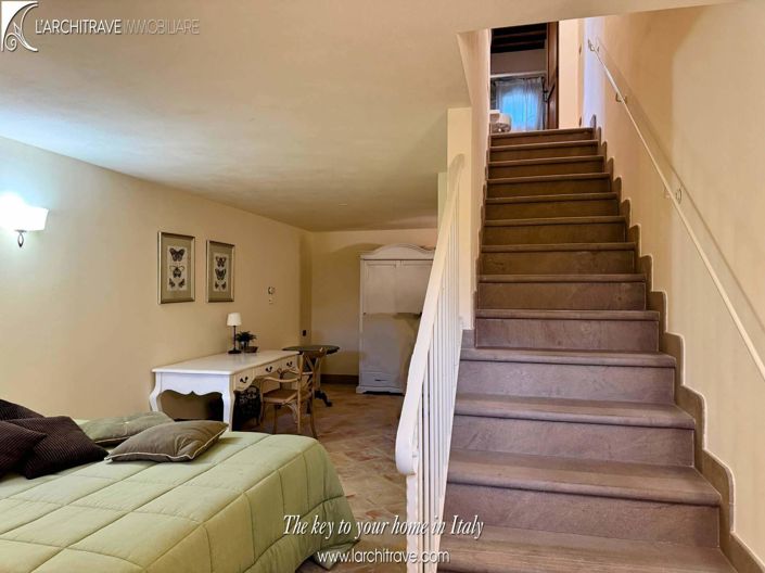 Image No.35-2 Bed House for sale