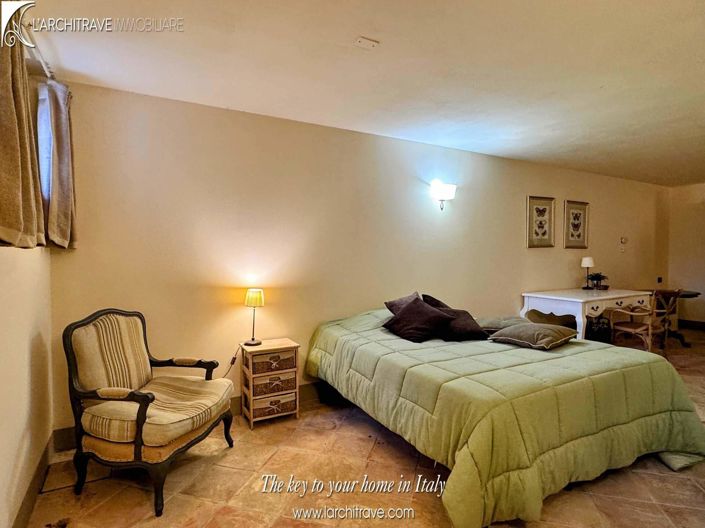 Image No.39-2 Bed House for sale