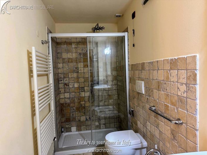 Image No.43-2 Bed House for sale