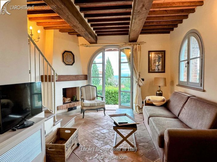 Image No.9-2 Bed House for sale