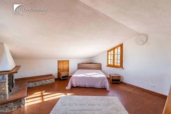 Image No.9-Maison de 2 chambres à vendre à Chianni