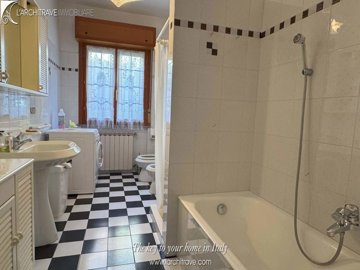 4efccaed-b365-6b98-83ad-a68d114f0fd2