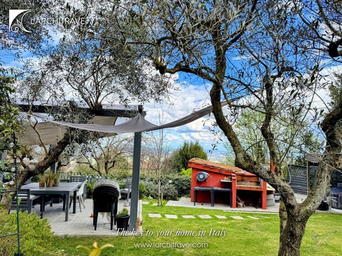 Image No.3-Maison de 2 chambres à vendre à Chianni