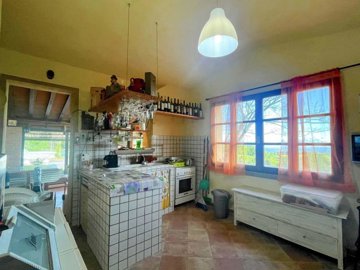 38262024-0e01-9bd4-d63e-e8a2f5652df9