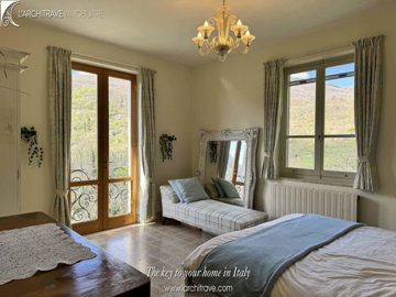 72302dba-6c91-f285-d6f0-67f2170c5c84