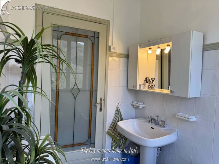 Image No.15-2 Bed Villa for sale