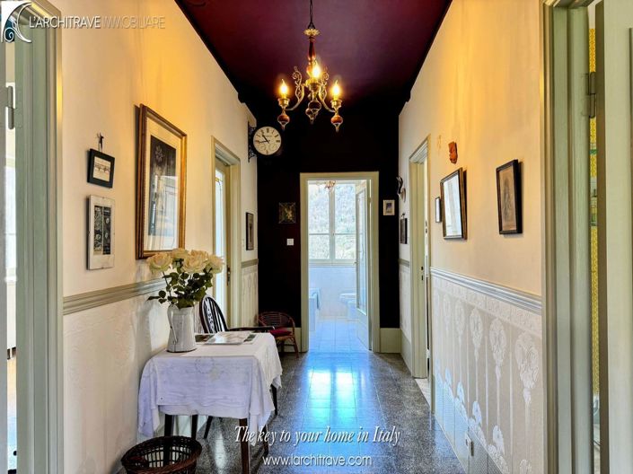 Image No.2-2 Bed Villa for sale