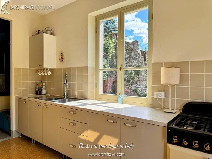 Image No.9-2 Bed Villa for sale