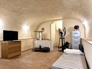 fd6680c4-e0d2-cb3b-5832-91d572848ee3