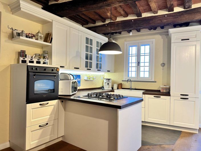 Image No.3-2 Bed House for sale