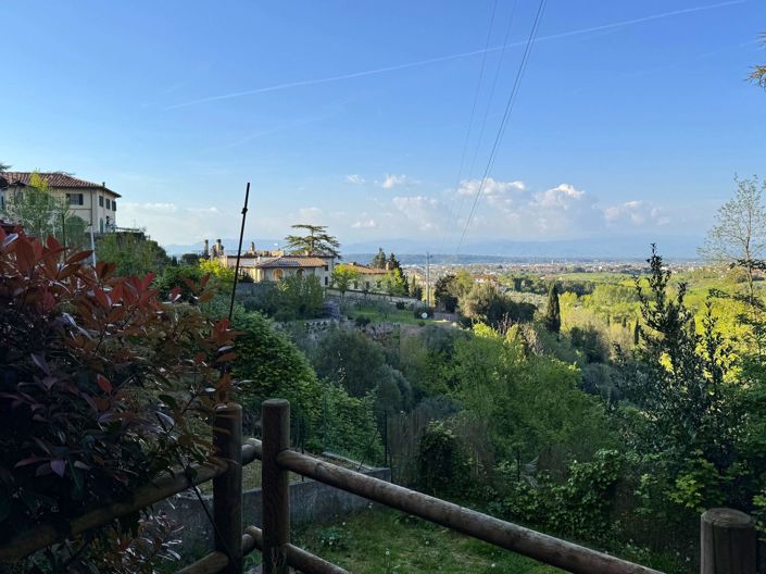 Image No.35-2 Bed House for sale