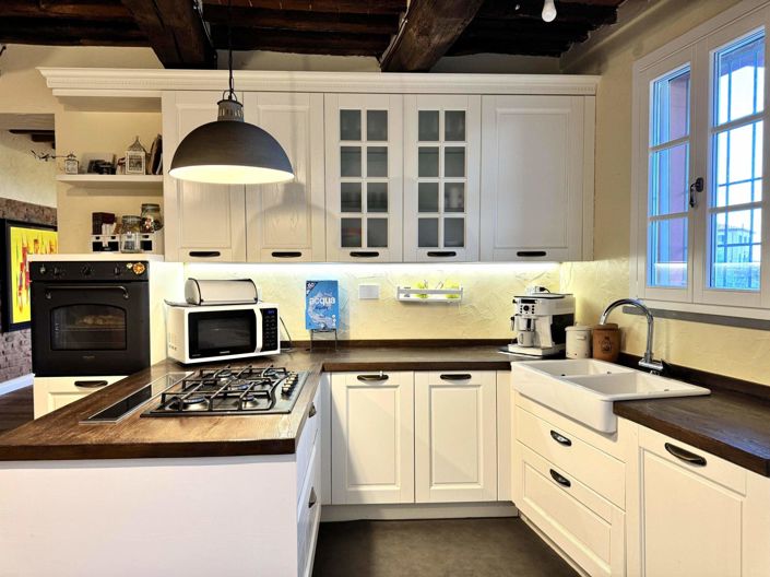 Image No.5-2 Bed House for sale