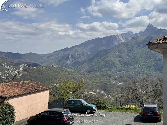 Image No.10-4 Bed House for sale