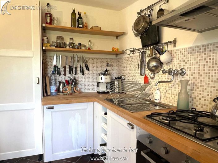 Image No.3-2 Bed House for sale