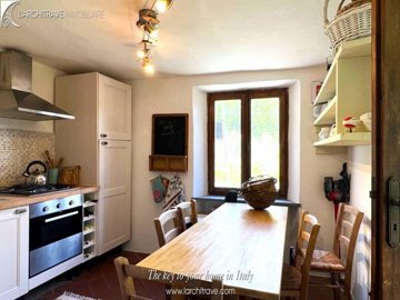 49a8293e-9b0e-a69d-7d8c-fe43796ad9b9