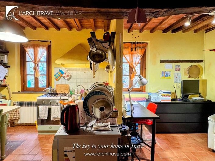 Image No.5-Maison de 2 chambres à vendre à Terricciola