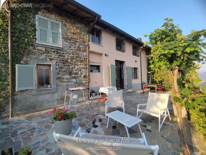 Image No.1-Maison de 2 chambres à vendre à Fivizzano