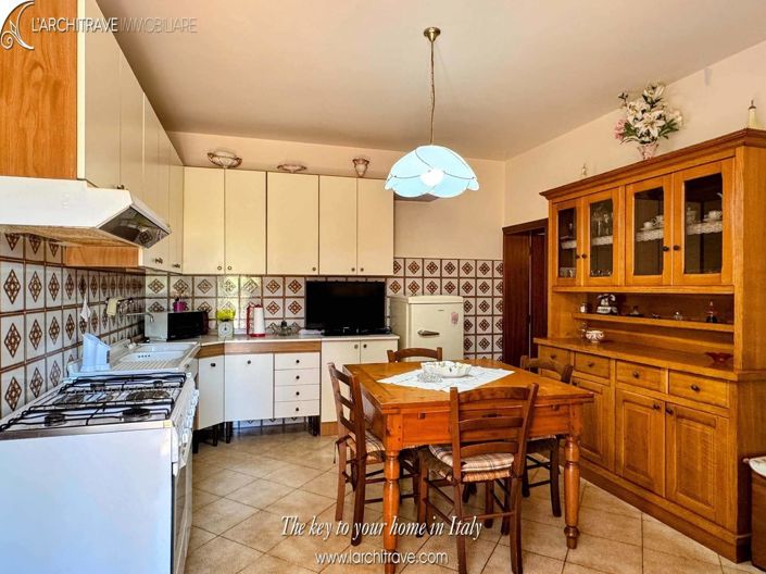 Image No.5-Maison de 3 chambres à vendre à Chianni