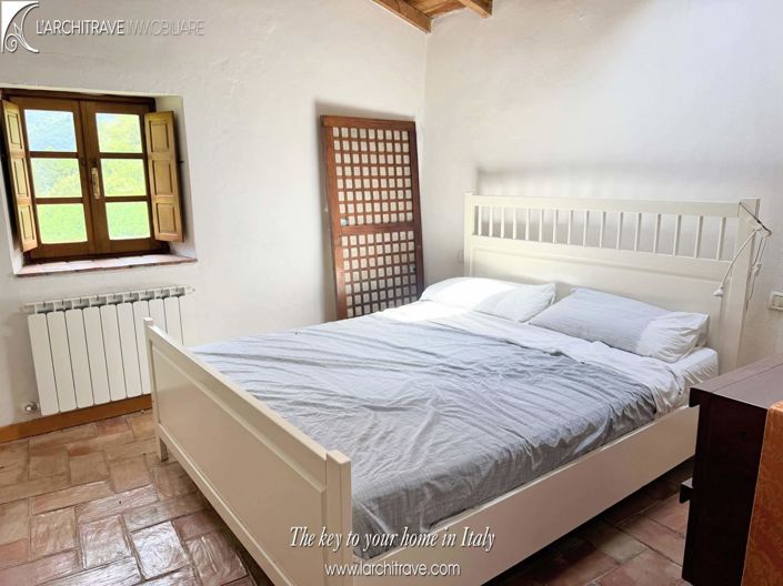 Image No.13-3 Bed House for sale