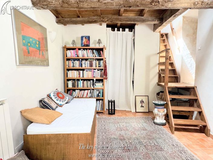 Image No.18-3 Bed House for sale