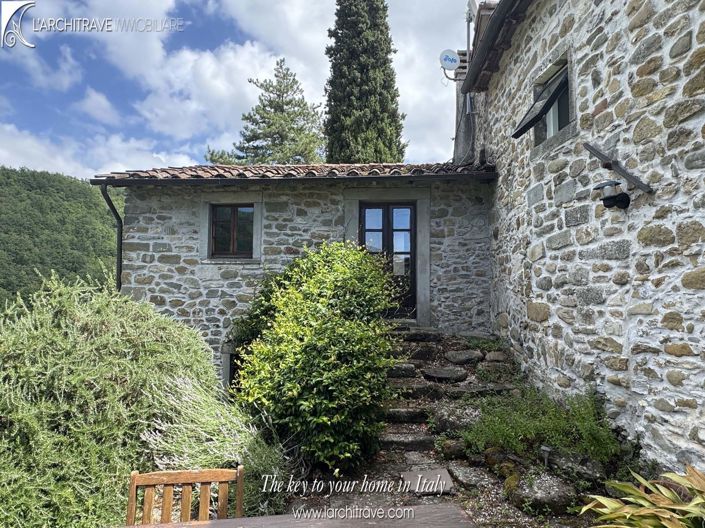 Image No.18-3 Bed House for sale