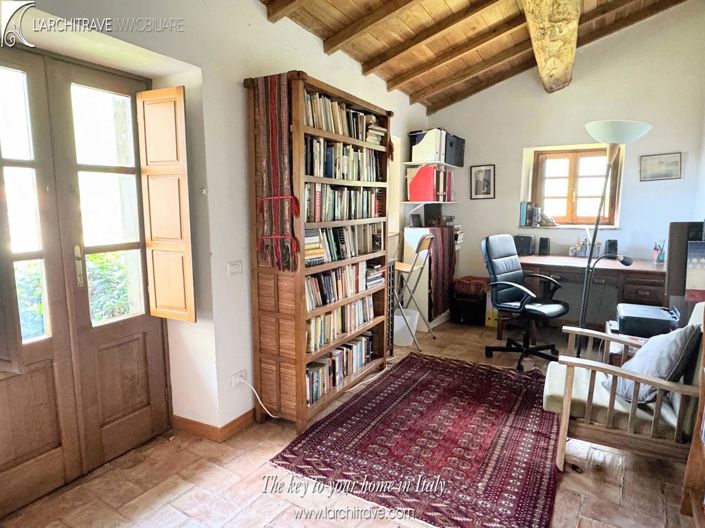 Image No.7-3 Bed House for sale