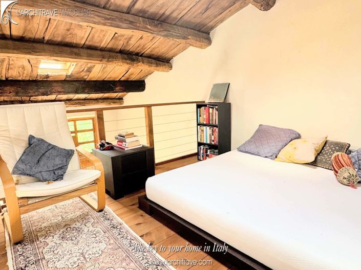 Image No.9-3 Bed House for sale