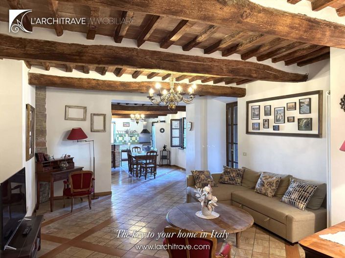 Image No.1-3 Bed House for sale