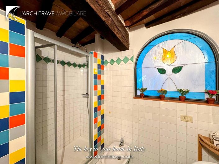 Image No.23-3 Bed House for sale