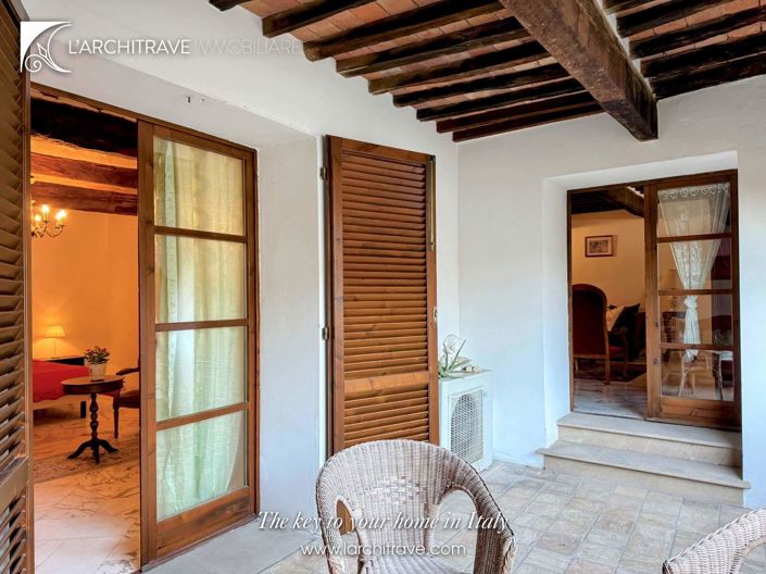 Image No.24-3 Bed House for sale