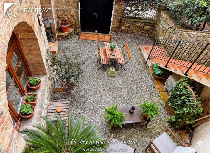 Image No.28-3 Bed House for sale