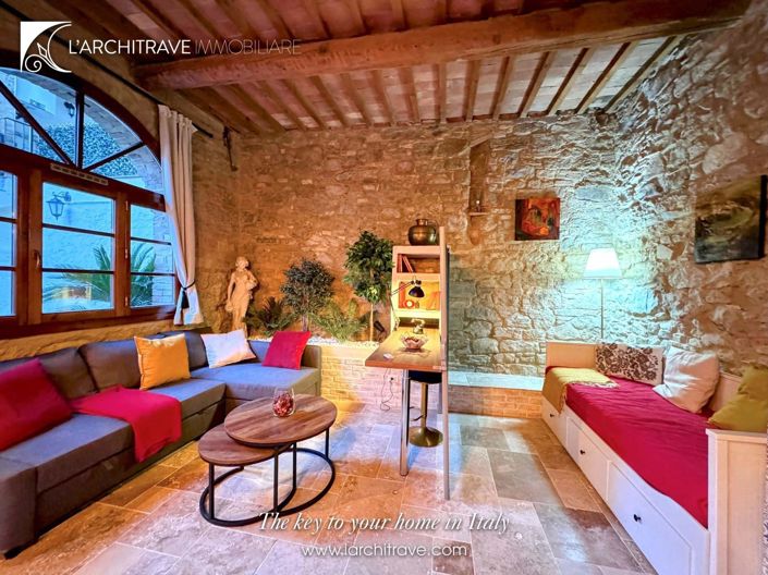 Image No.29-3 Bed House for sale