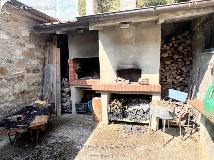 Image No.13-2 Bed House for sale