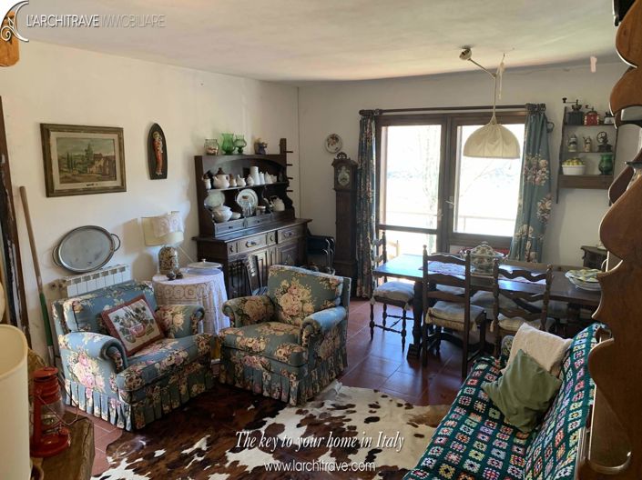 Image No.4-2 Bed House for sale