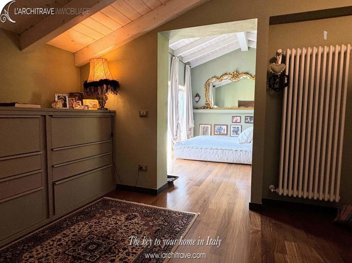 Image No.17-2 Bed Villa for sale