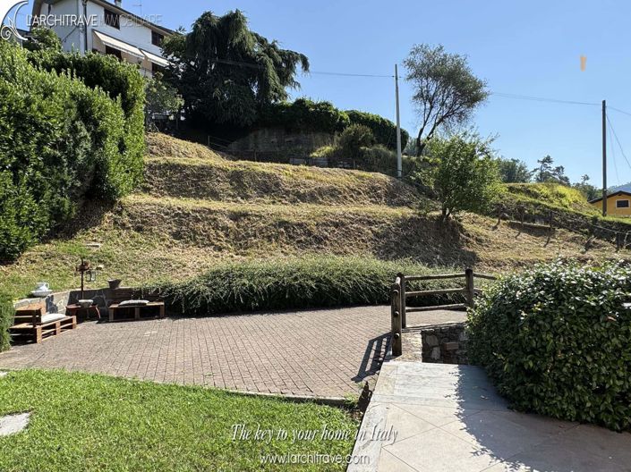 Image No.25-2 Bed Villa for sale