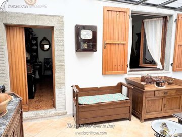 78ff33e2-e169-1675-413d-f52989f00a61