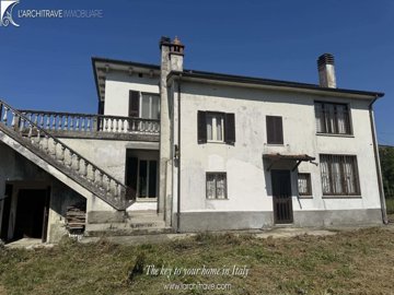 1 - Aulla, House