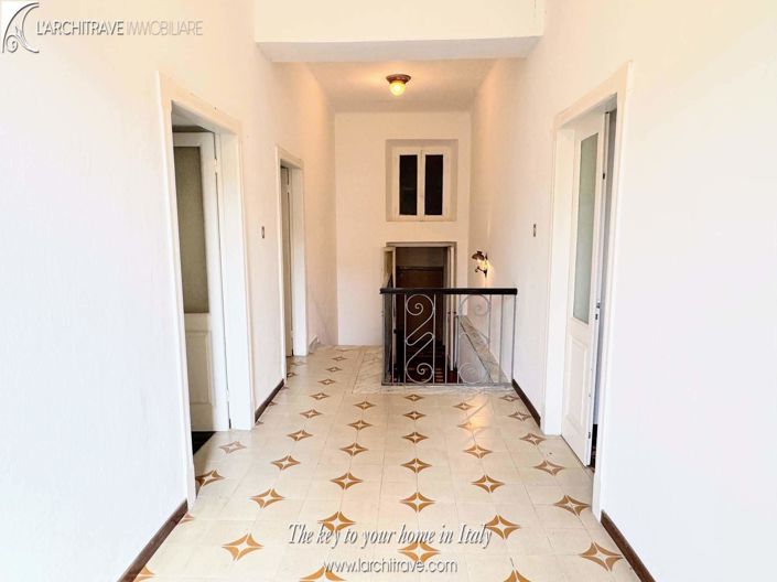 Image No.10-Maison de 5 chambres à vendre à Aulla