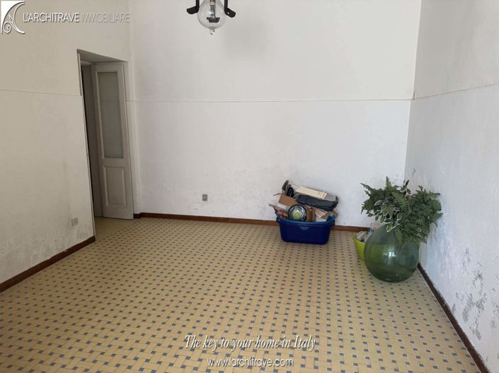 Image No.8-Maison de 5 chambres à vendre à Aulla