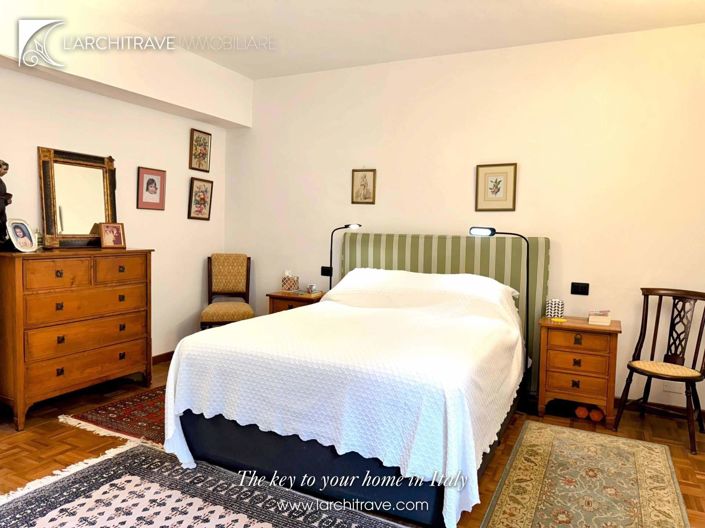 Image No.15-2 Bed House for sale