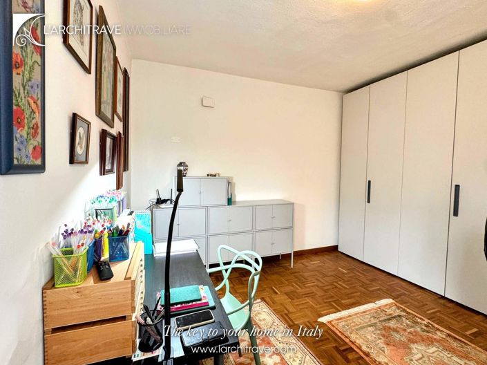 Image No.19-2 Bed House for sale